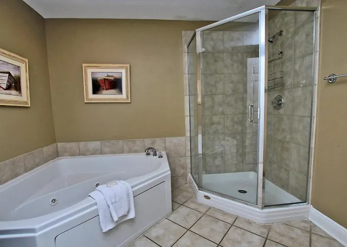San Carlos 1001 By Youngs Suncoast Apartment